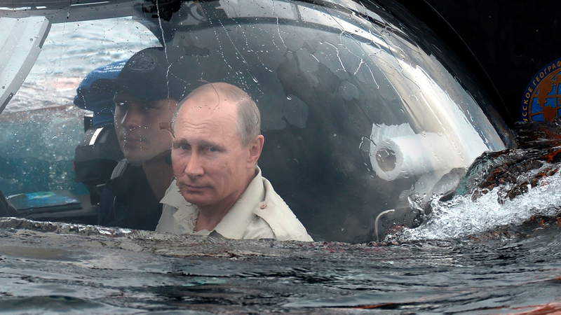 Illustration for article titled Putin Dives Deeper Into Bond Villain Territory, Explores Black Sea In Sub